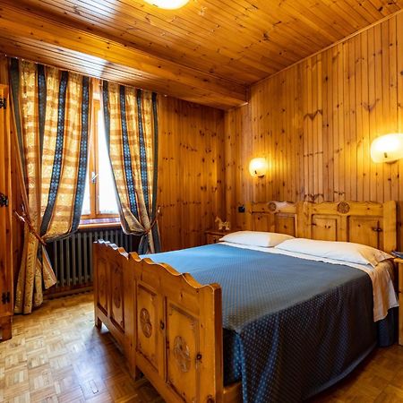 Hotel Le Campagnol Champoluc Extérieur photo