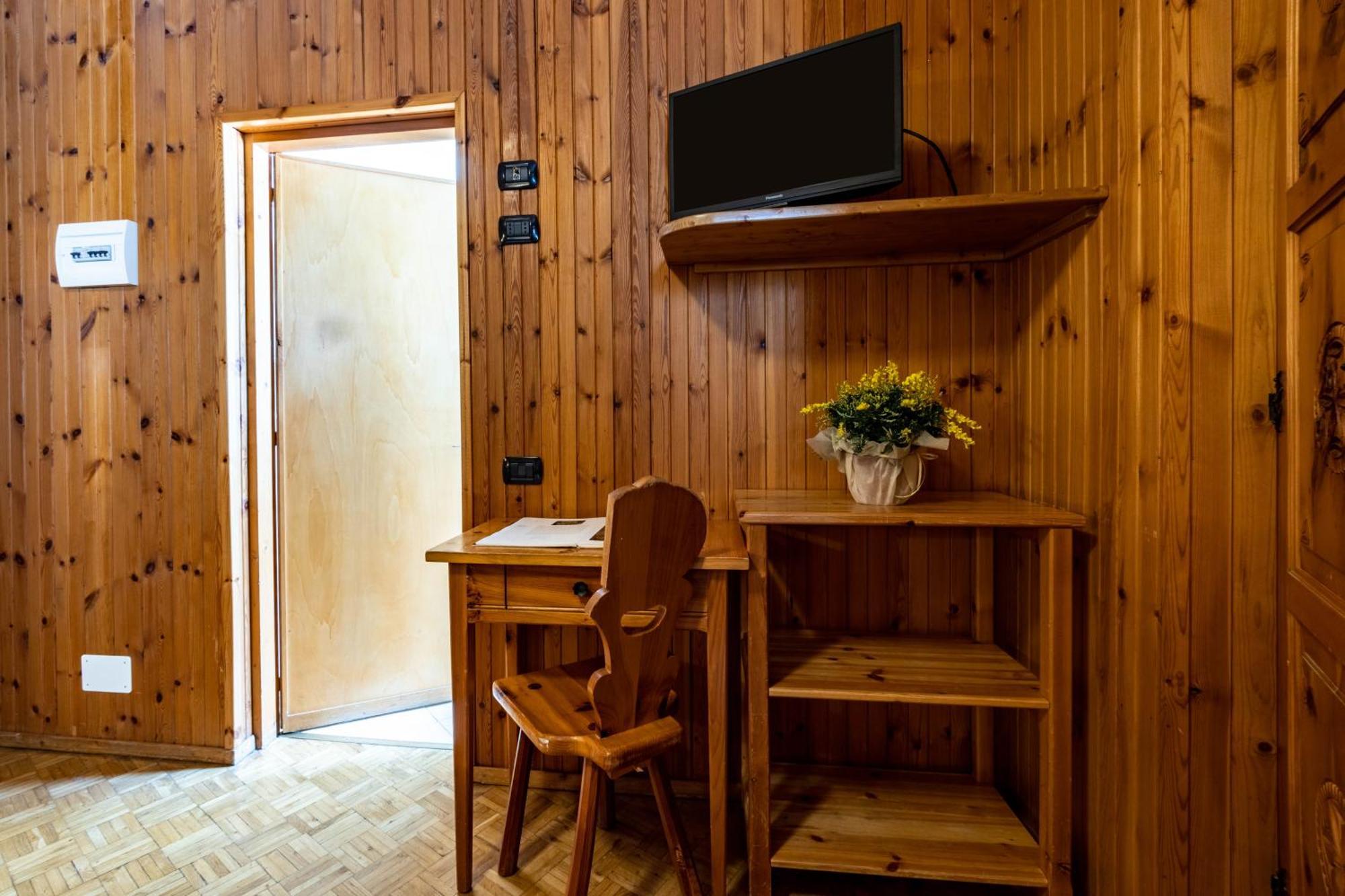 Hotel Le Campagnol Champoluc Extérieur photo
