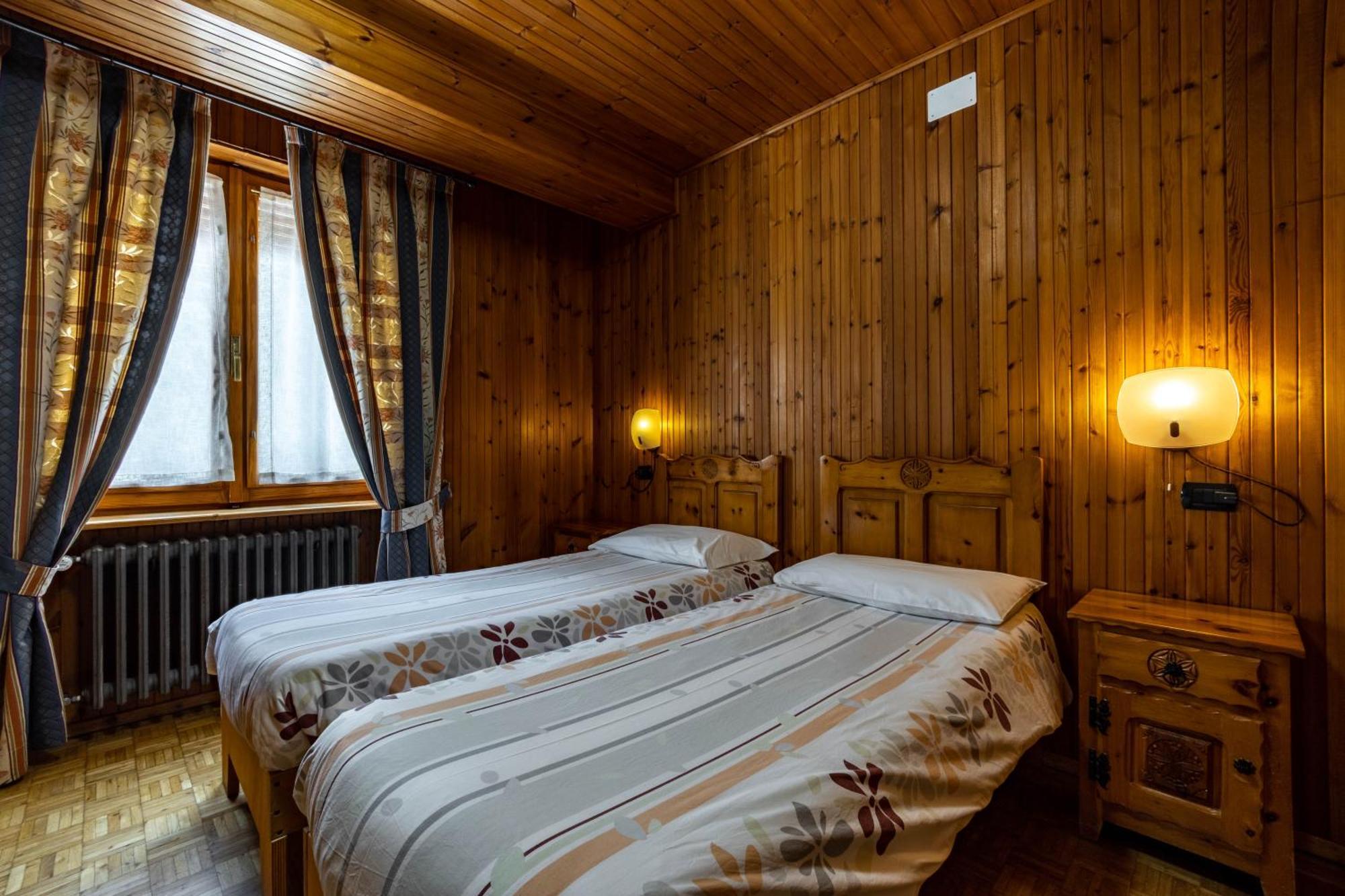 Hotel Le Campagnol Champoluc Extérieur photo
