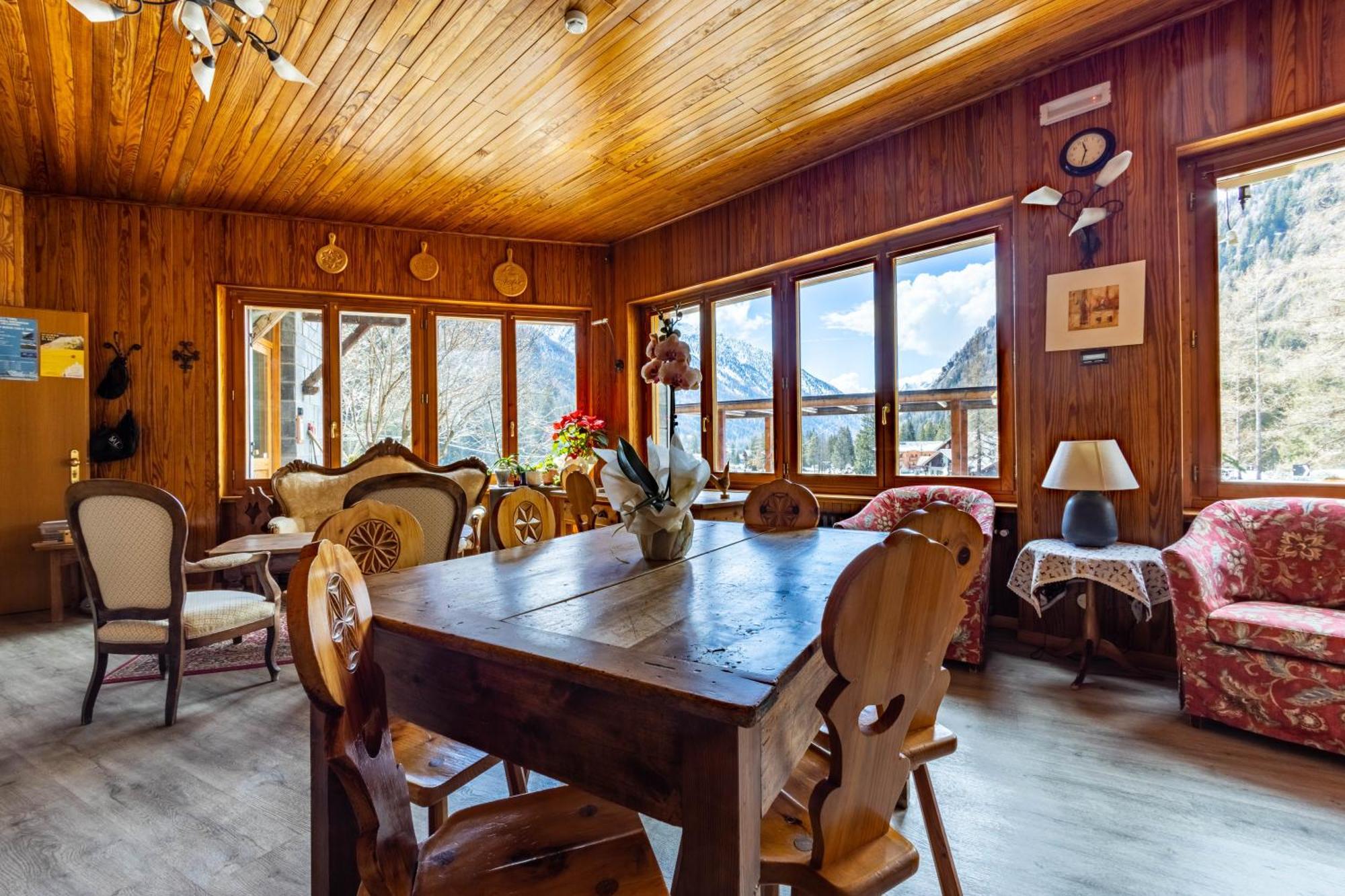 Hotel Le Campagnol Champoluc Extérieur photo