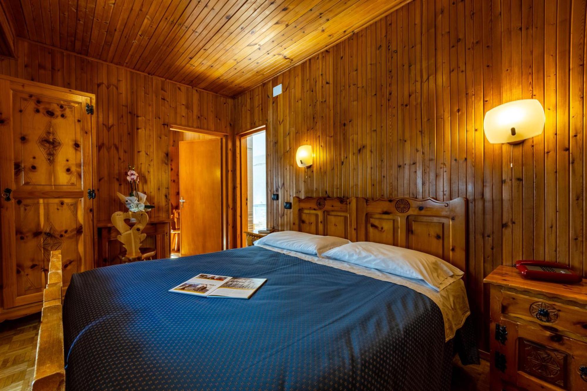 Hotel Le Campagnol Champoluc Extérieur photo