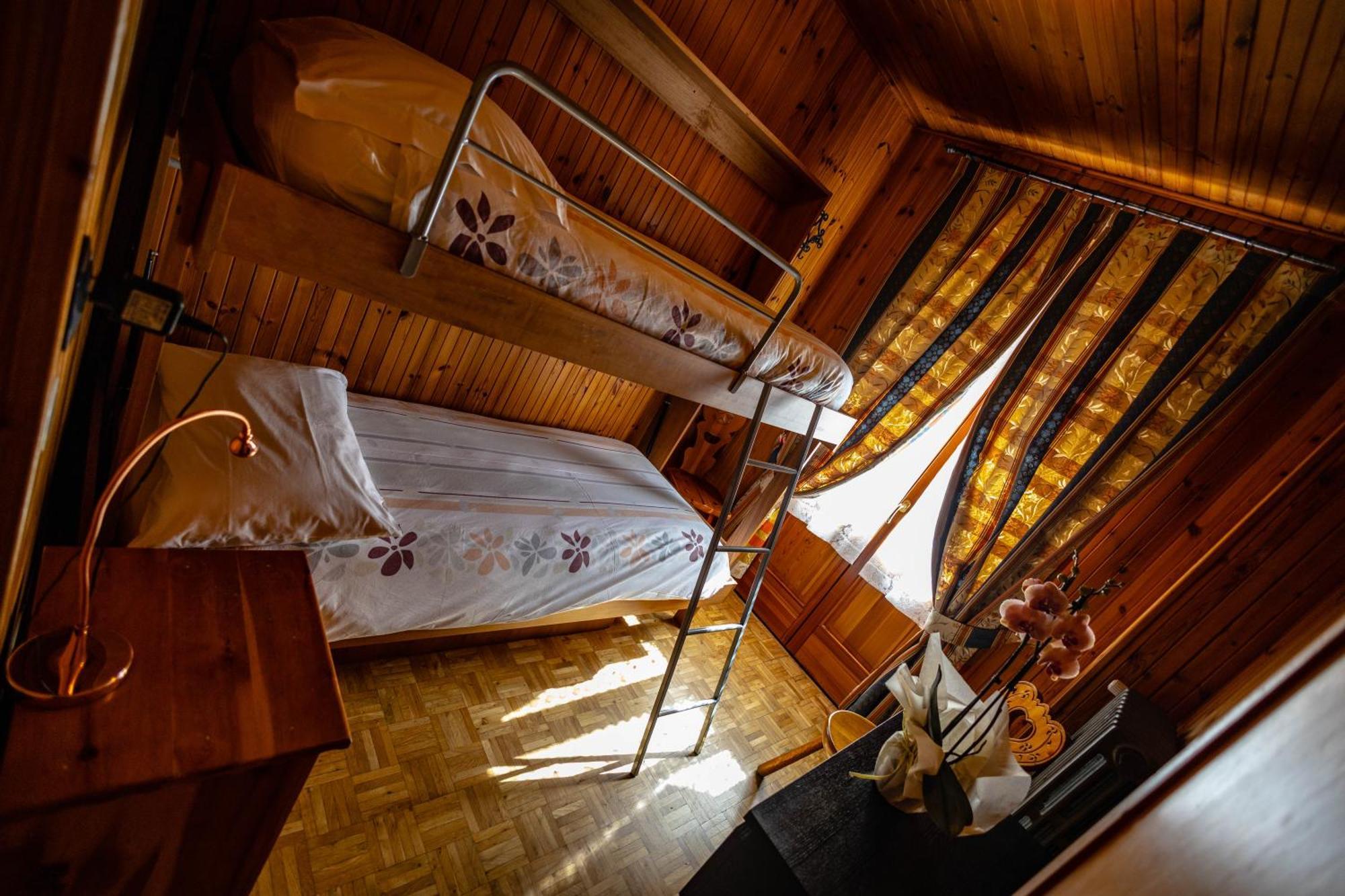 Hotel Le Campagnol Champoluc Extérieur photo